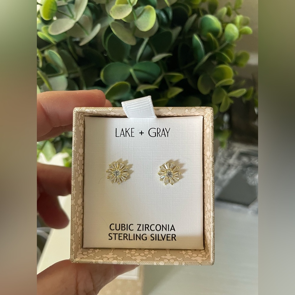 New Lake + Gray Cubic Zirconia Gold Over Sterling Silver Flower Earrings